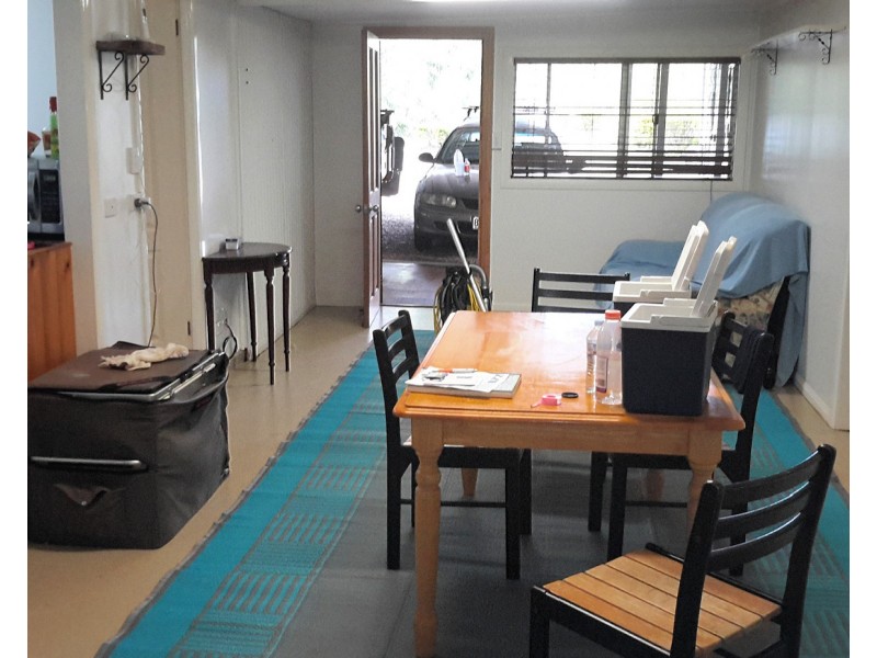 28 Gordon Earl Dr, Millstream QLD 4888