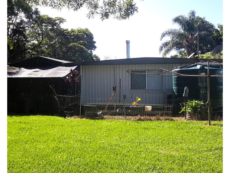 1052 East Evelyn Rd, Evelyn QLD 4888