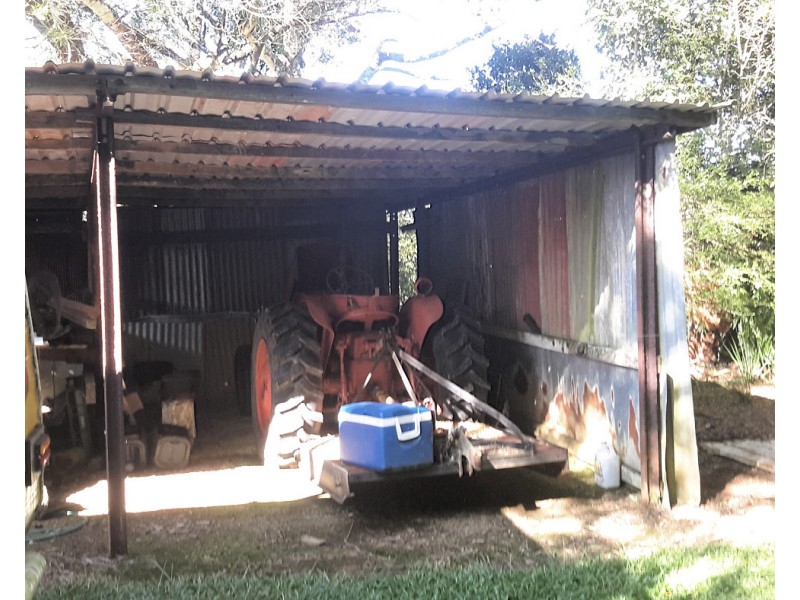 1052 East Evelyn Rd, Evelyn QLD 4888