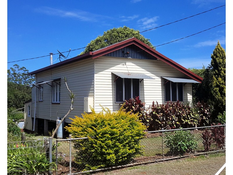 21 Rogers St, Ravenshoe QLD 4888