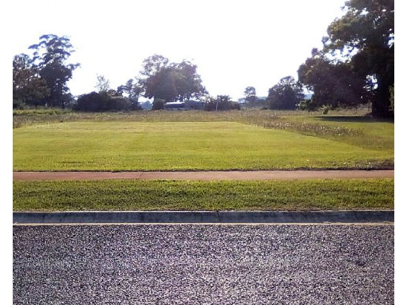 10 Rankine, Ravenshoe QLD 4888