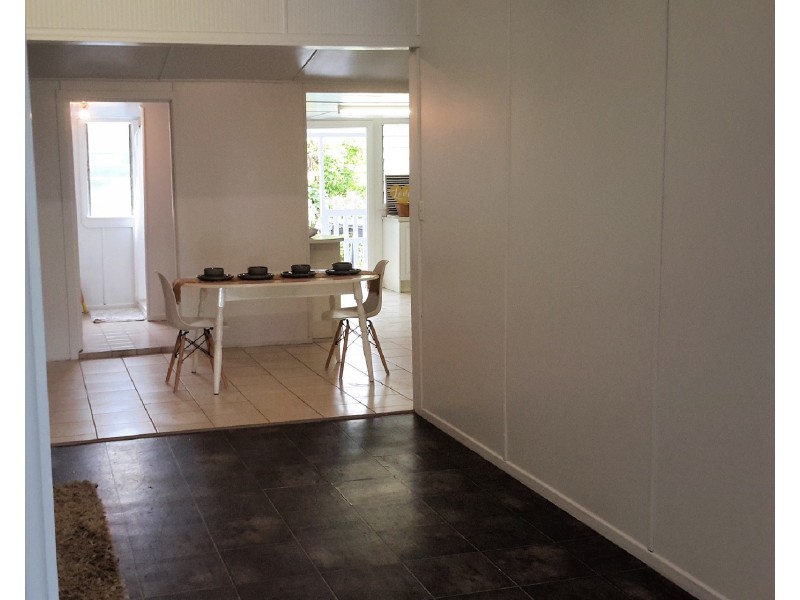 8 Garnet St, Mount Garnet QLD 4872