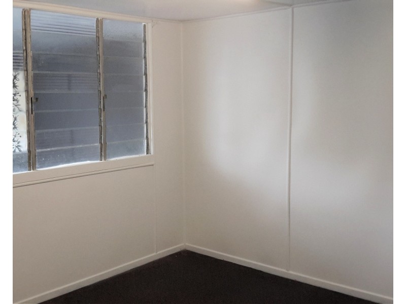 8 Garnet St, Mount Garnet QLD 4872