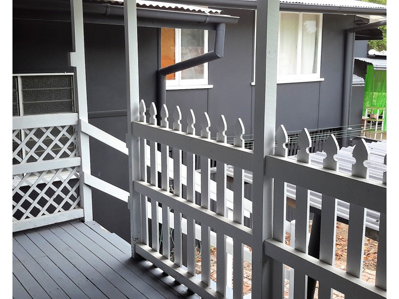 8 Garnet St, Mount Garnet QLD 4872