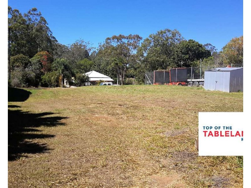 58 Herbert St, Ravenshoe QLD 4888