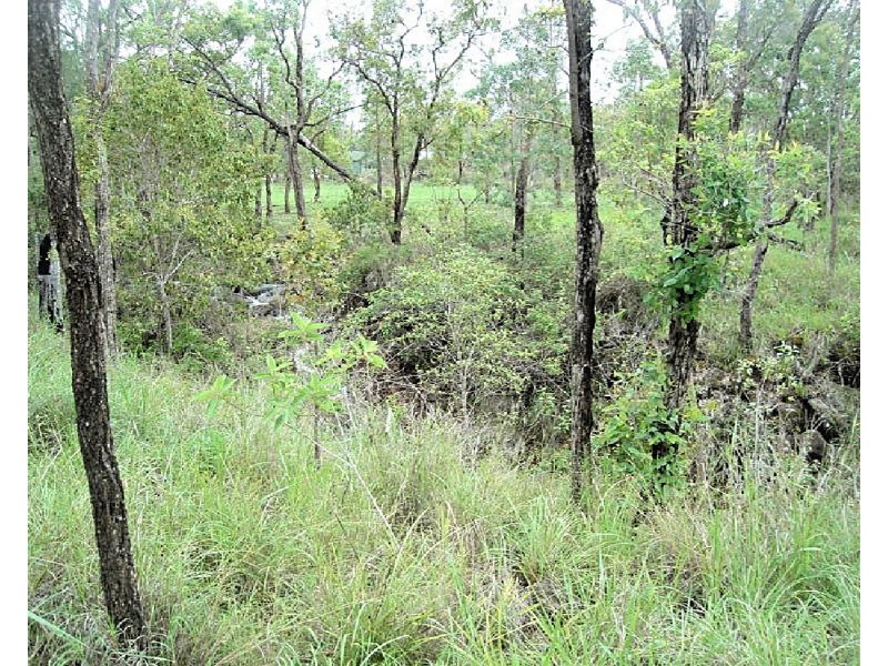 127 River Rd, Millstream QLD 4888