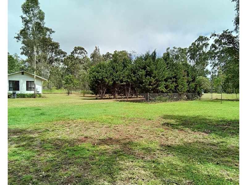 455 Millstream Pde, Millstream QLD 4888