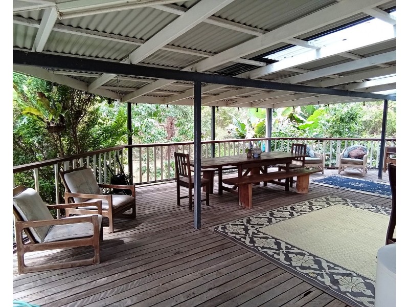 29 Gordon Earl Dr, Millstream QLD 4888