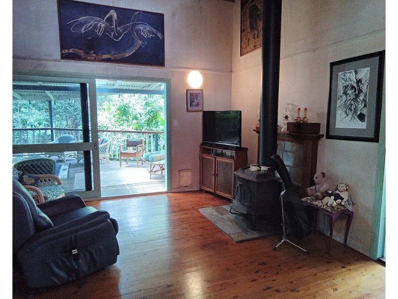 29 Gordon Earl Dr, Millstream QLD 4888