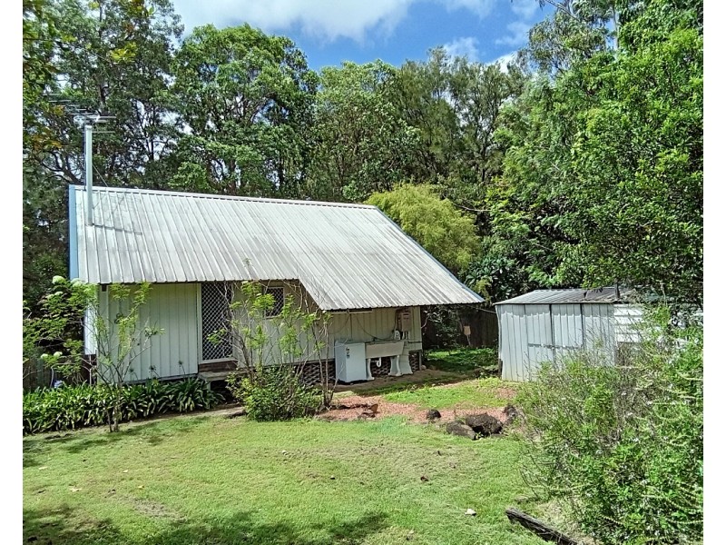29 Gordon Earl Dr, Millstream QLD 4888