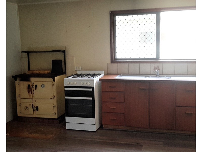 11 Monument St, Ravenshoe QLD 4888