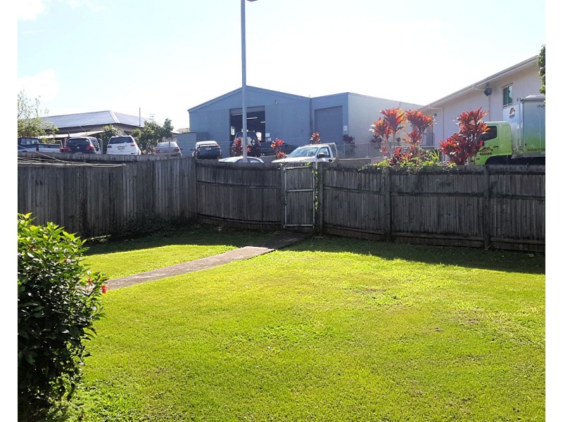 32 Wormboo St, Ravenshoe QLD 4888