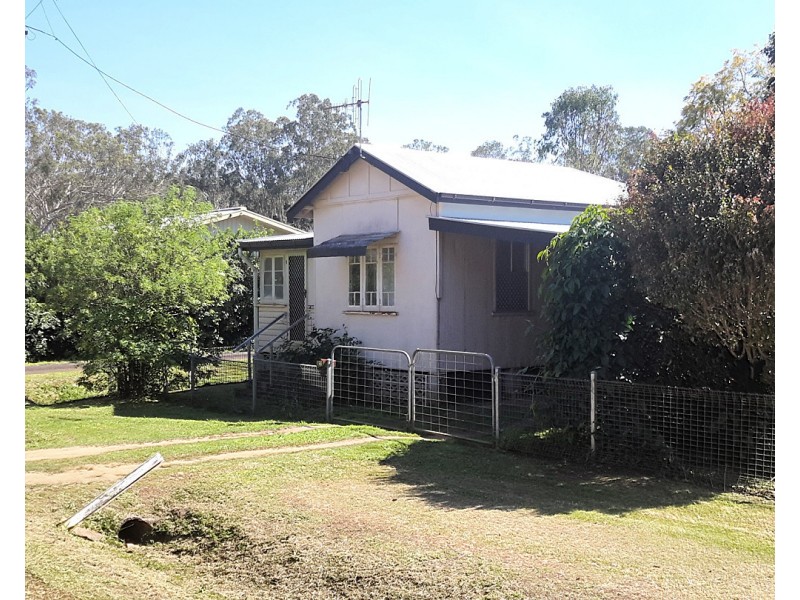 4 Bolton St, Ravenshoe QLD 4888