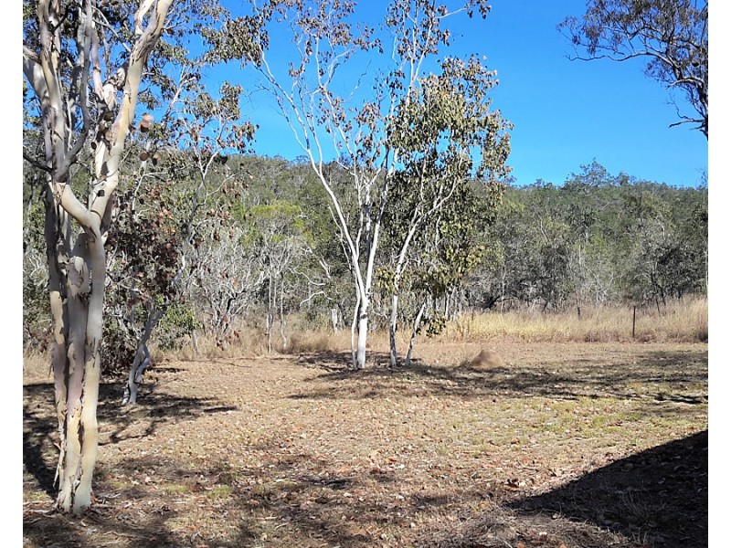 83 Silver Valley Rd, Silver Valley QLD 4872