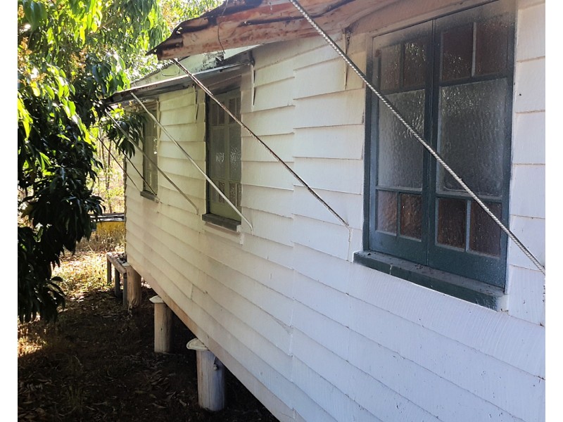 19 Opal St, Mount Garnet QLD 4872