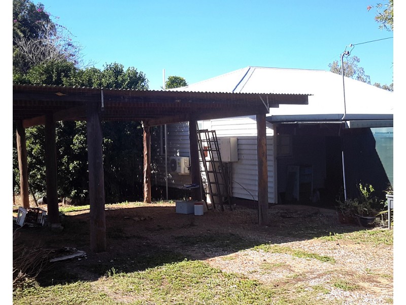 11 Lucey St, Mount Garnet QLD 4872