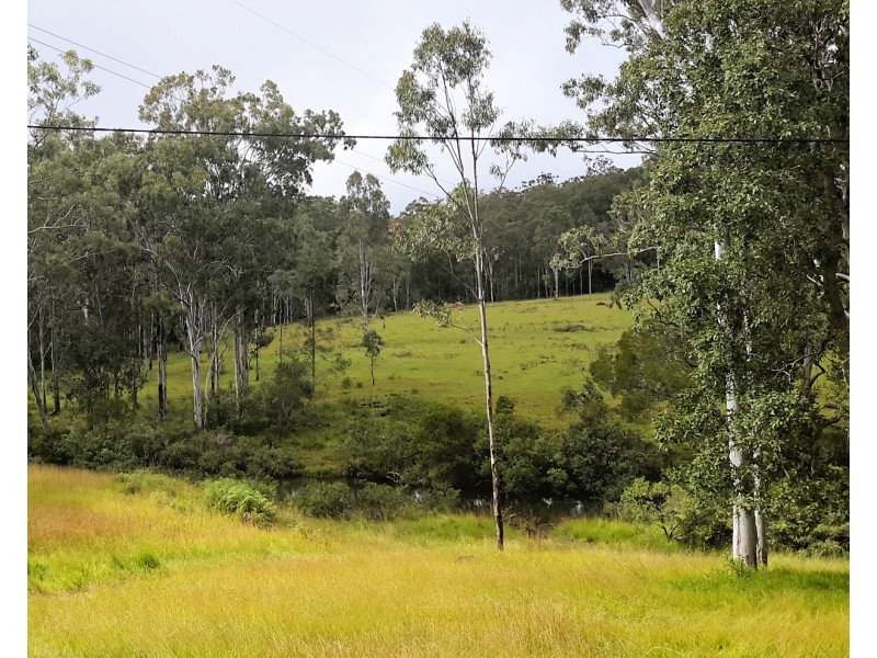 202 Greys Lane, Ravenshoe QLD 4888