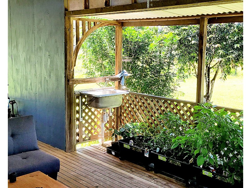 232 Millstream Pde, Millstream QLD 4888