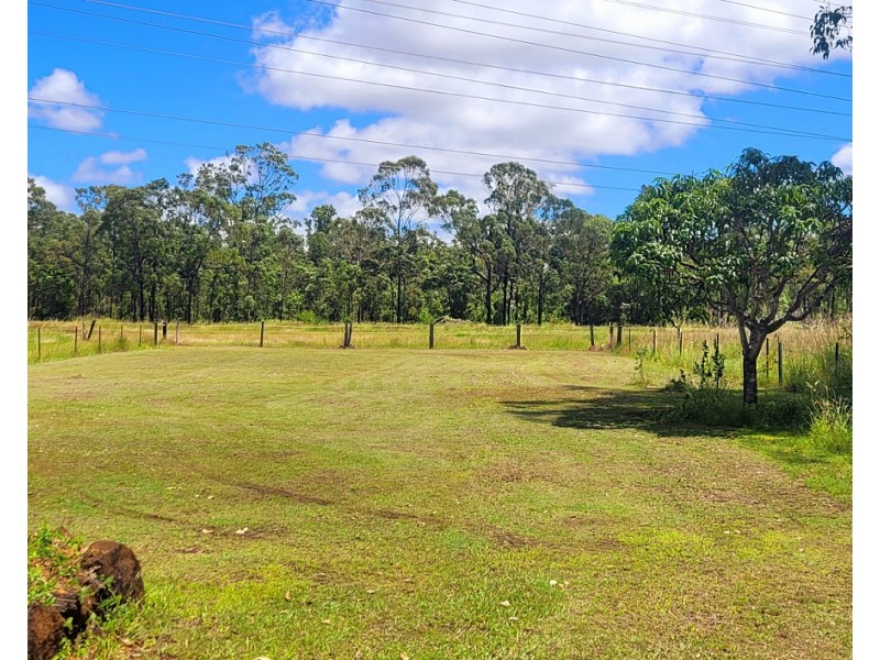 232 Millstream Pde, Millstream QLD 4888