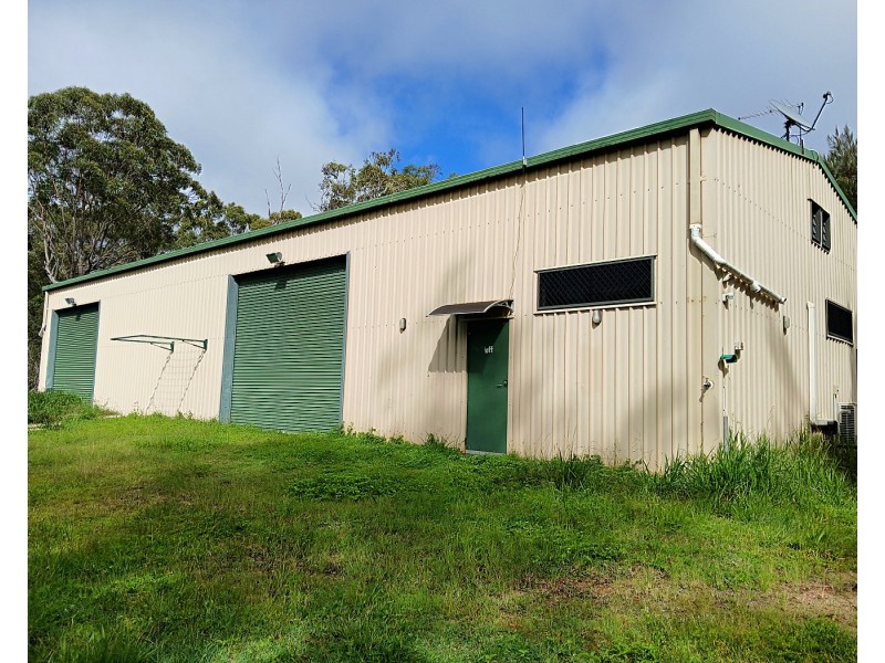 15 Elwyn Phillips Memorial Dr, Moomin QLD 4887