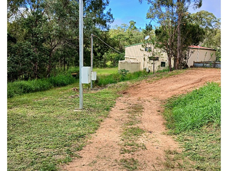 15 Elwyn Phillips Memorial Dr, Moomin QLD 4887