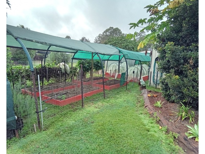 139 Gordon Earl Dr, Millstream QLD 4888