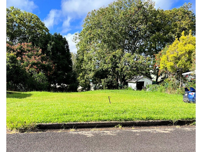 7 John St, Ravenshoe QLD 4888