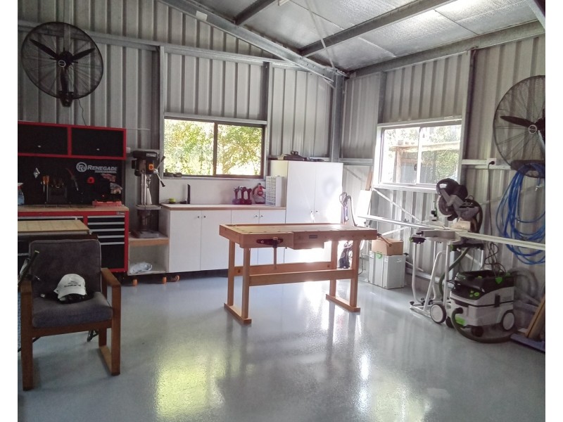 202 Stancombe Rd, Tumoulin QLD 4888