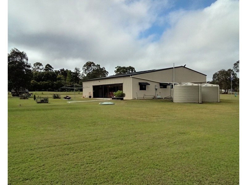 26 Gordon Earl Dr, Millstream QLD 4888