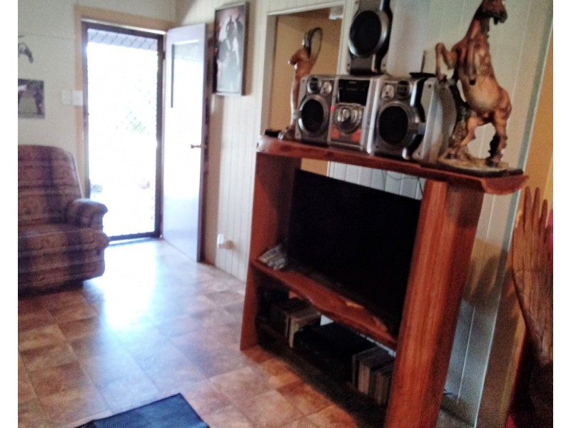 13922 Kennedy Hwy, Millstream QLD 4888