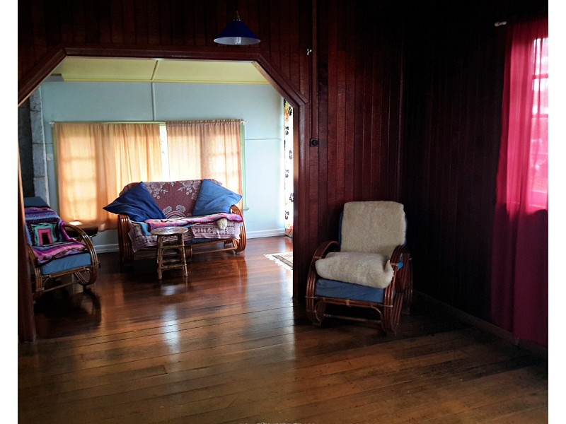 20 Herbert St, Ravenshoe QLD 4888