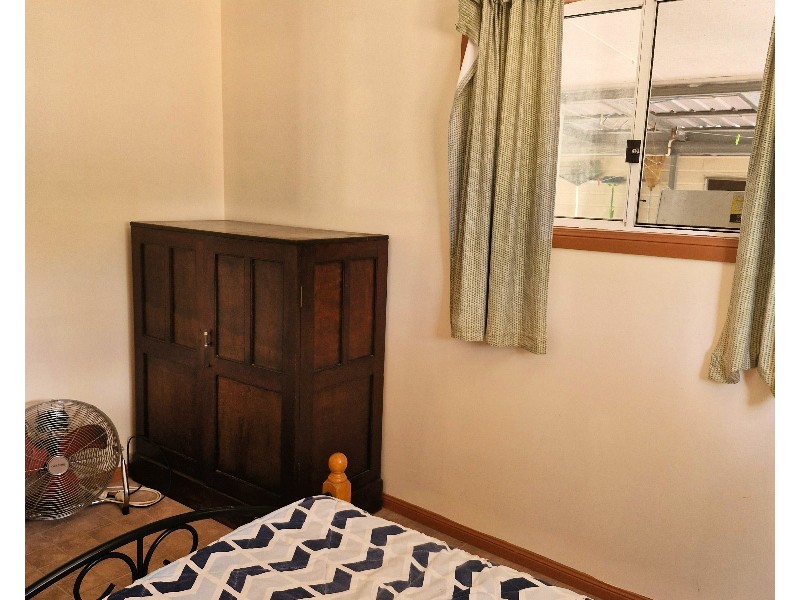 100 Western View Cres, Millstream QLD 4888