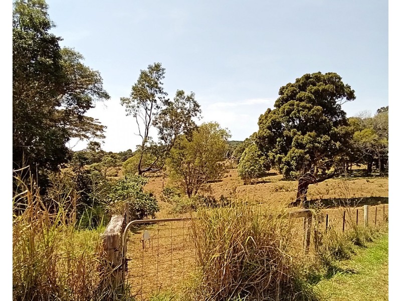 11551 Kennedy Hwy, Evelyn QLD 4888