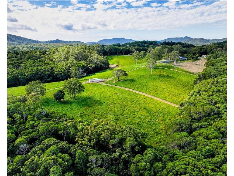 90 Stoney Creek Road, Speewah QLD 4881