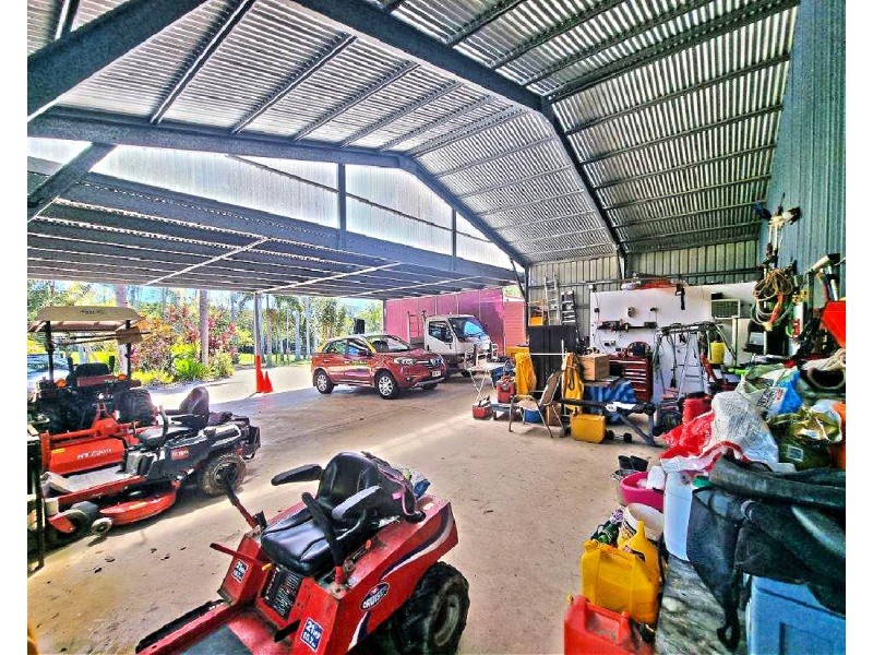 90 Stoney Creek Road, Speewah QLD 4881