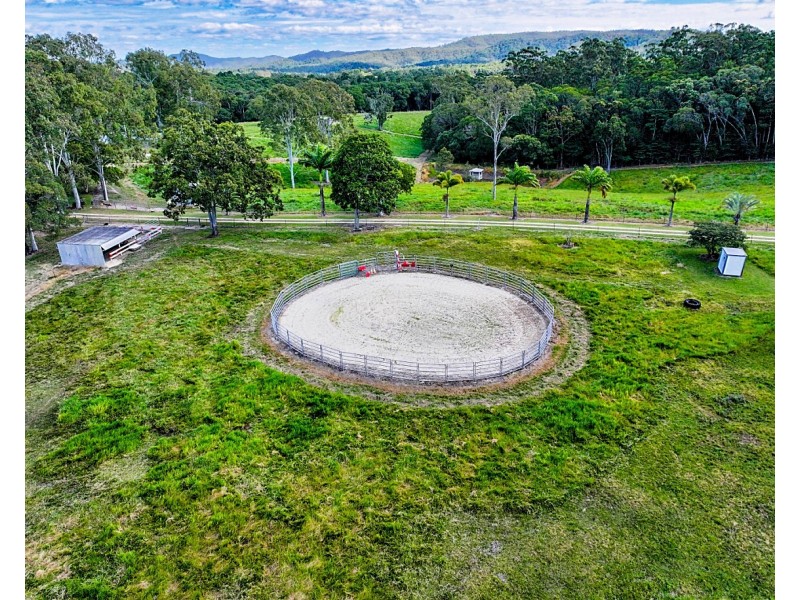 90 Stoney Creek Road, Speewah QLD 4881