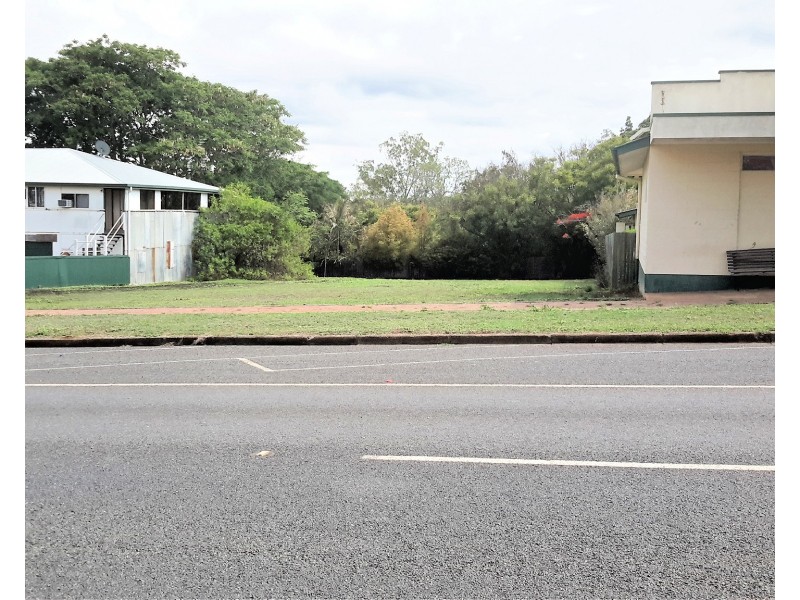9 Garnet St, Mount Garnet QLD 4872