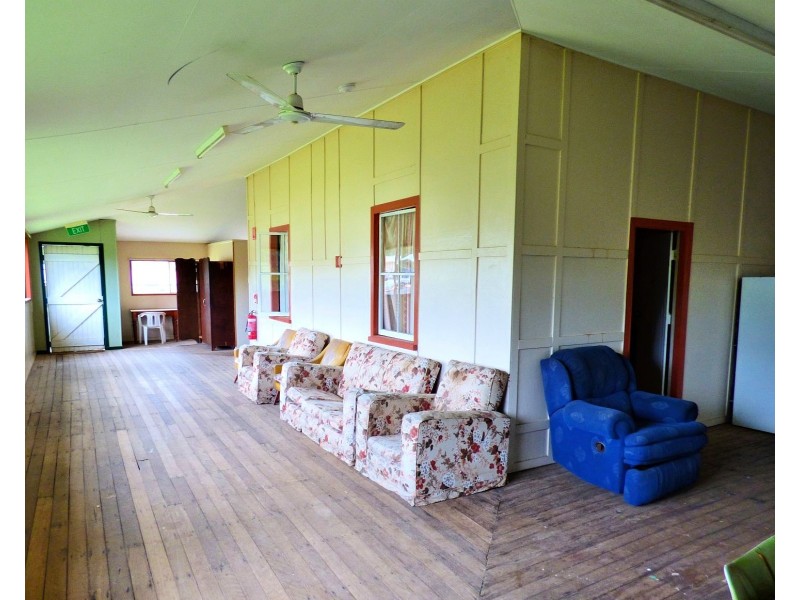 7 Garnet St, Mount Garnet QLD 4872