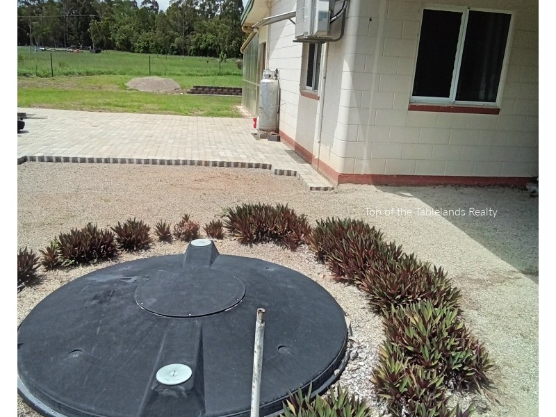 22 Kurrajong Cct, Millstream QLD 4888