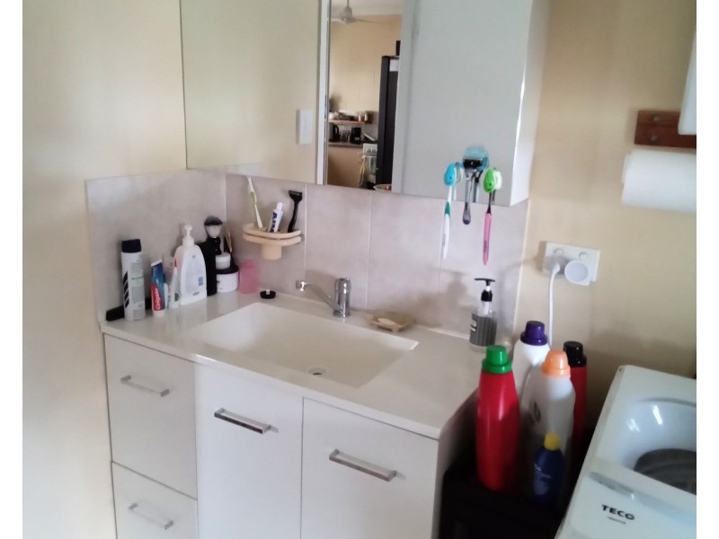 22 Kurrajong Cct, Millstream QLD 4888