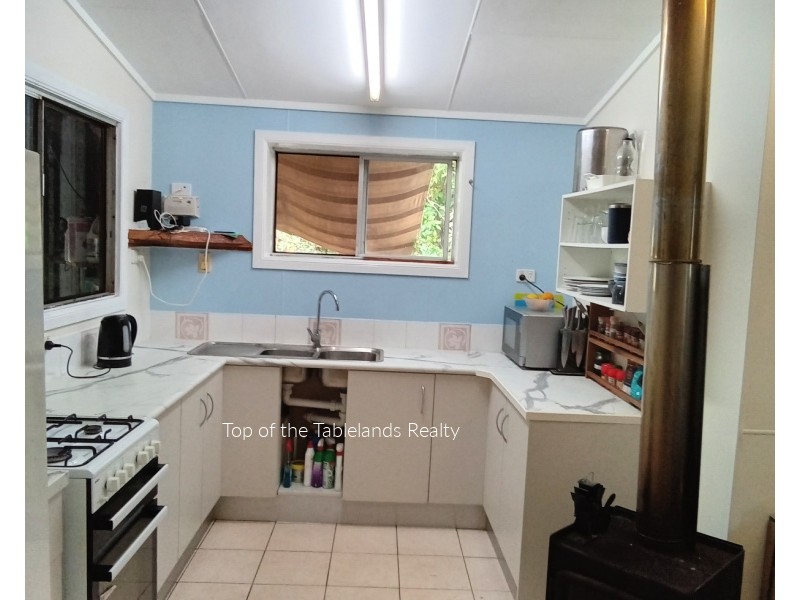 72 Anzac Ave, Millstream QLD 4888