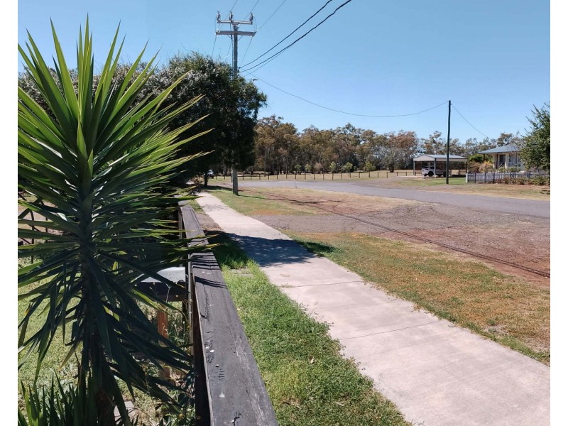 2 Myall St, Dalby QLD 4405