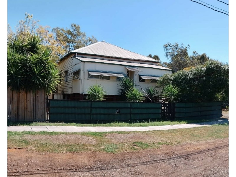 2 Myall St, Dalby QLD 4405