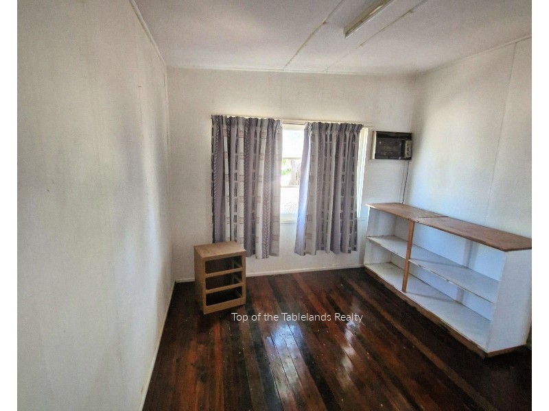 3 Crampton Rd, Georgetown QLD 4871