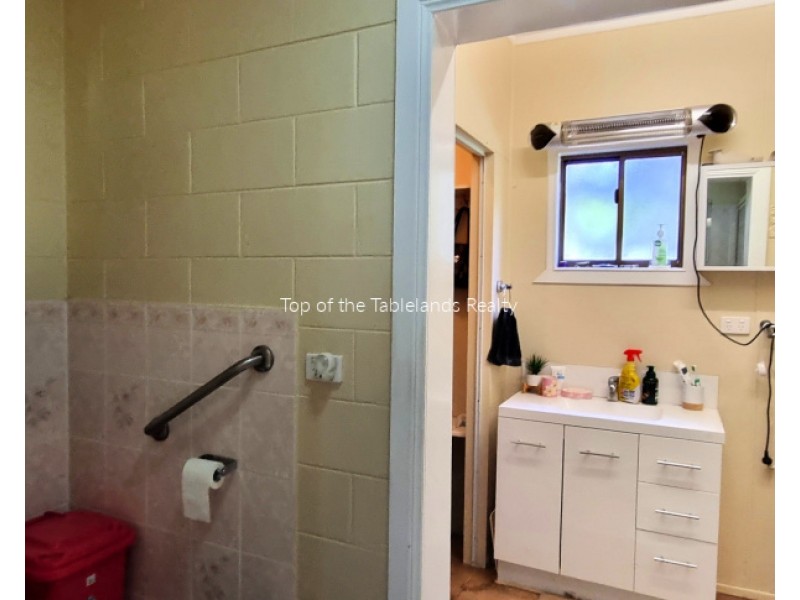 7 Anzac Ave, Millstream QLD 4888