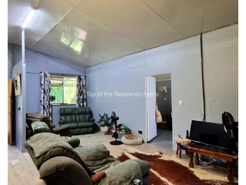 7 Anzac Ave, Millstream QLD 4888
