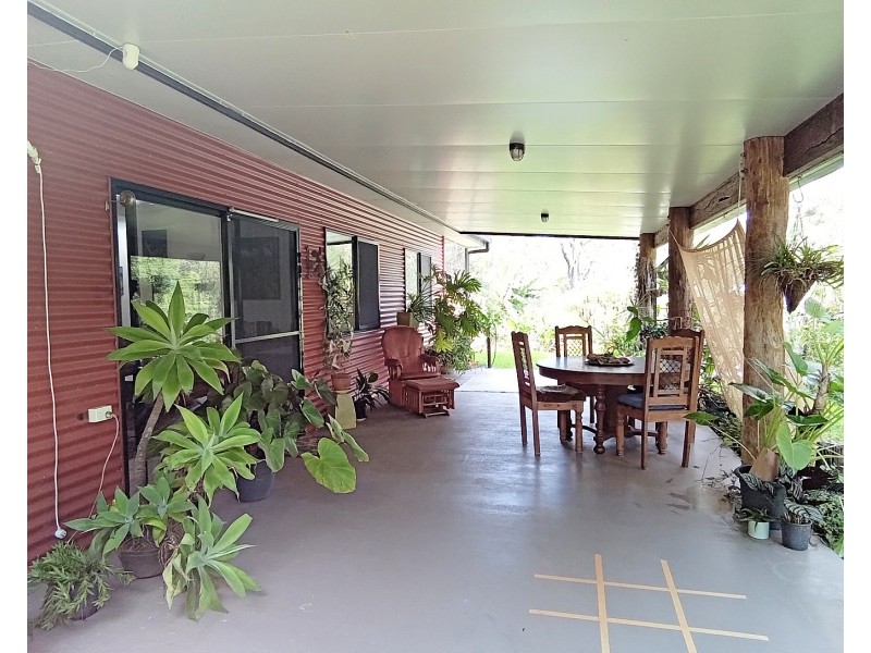 196 Greys Lane, Ravenshoe QLD 4888