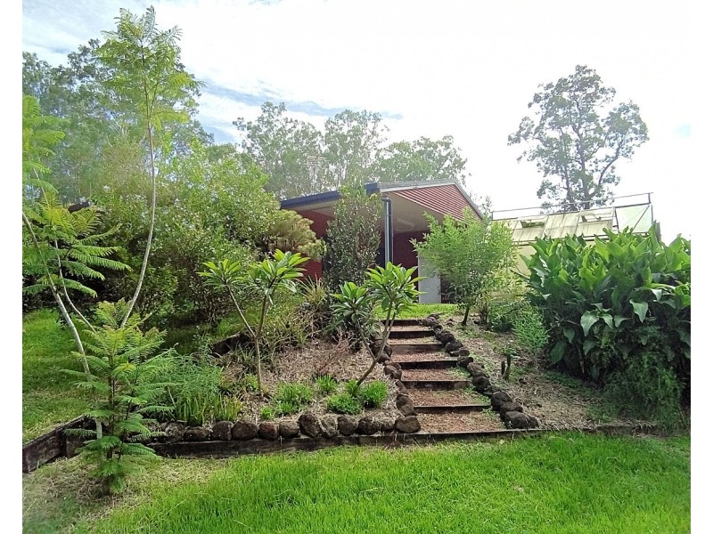 196 Greys Lane, Ravenshoe QLD 4888