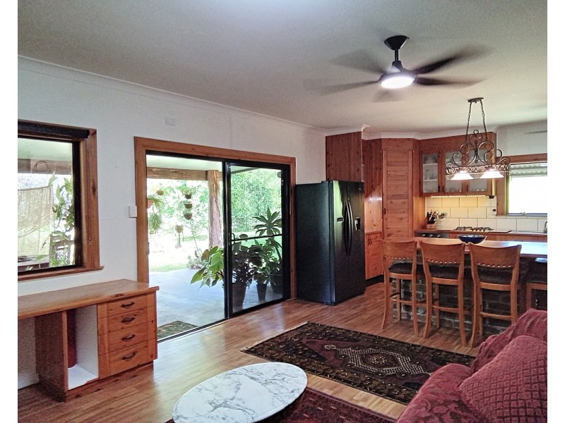 196 Greys Lane, Ravenshoe QLD 4888