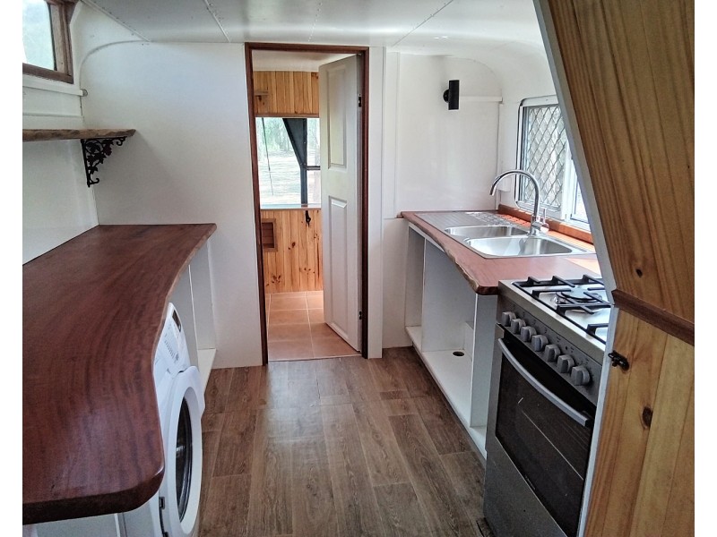 196 Greys Lane, Ravenshoe QLD 4888